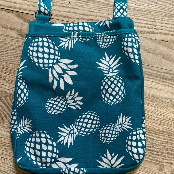 Kavu Teal Votyon Crossbody Bag with Pineapple Print - Picture 3 of 11